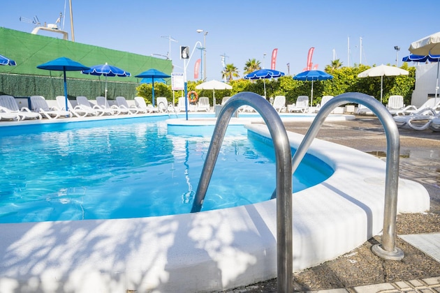 Gallery - Apartamentos Puerto Colon Club