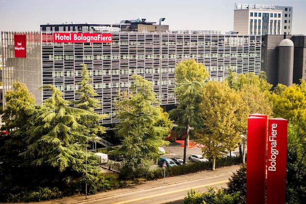 Gallery - Unahotels Bologna Fiera