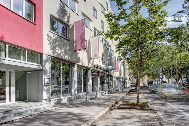 Gallery - Fourside Hotel & Suites Vienna
