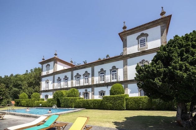 Gallery - Casa Das Torres