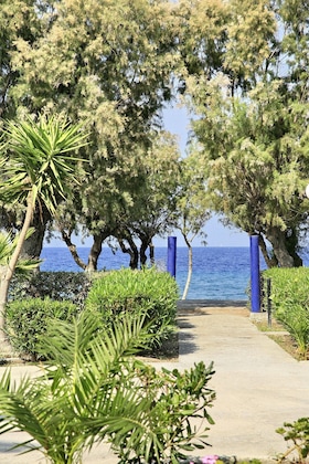 Gallery - All Senses Ocean Blue Seaside Resort & Spa