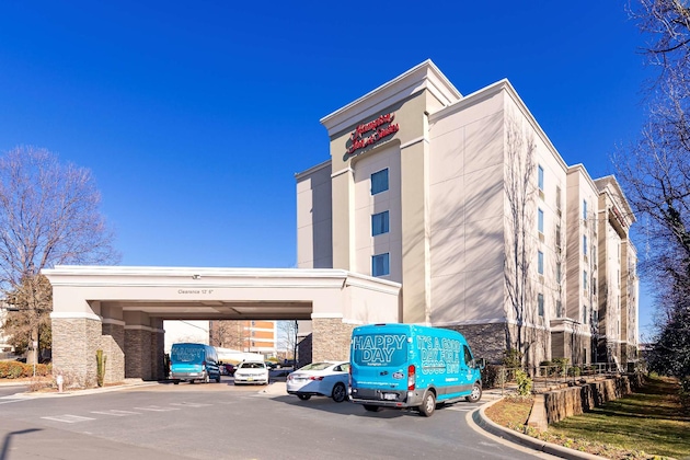 Gallery - Hampton Inn & Suites Charlotte-Airport