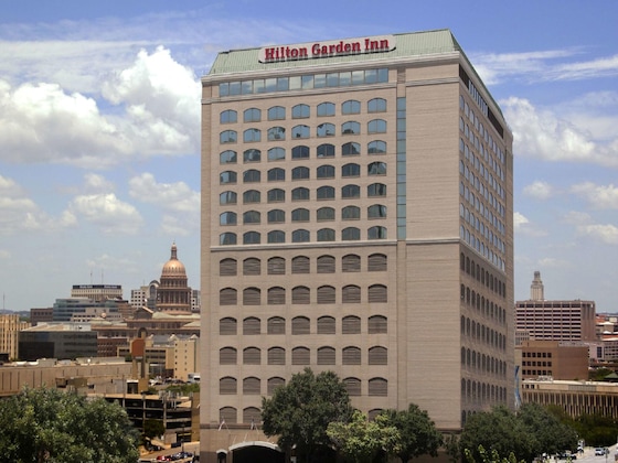 Gallery - Hilton Garden Inn Austin Downtown