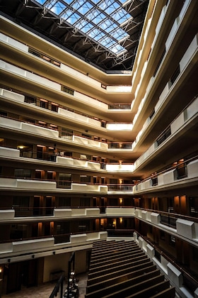 Gallery - Embassy Suites By Hilton Austin Downtown South Congress