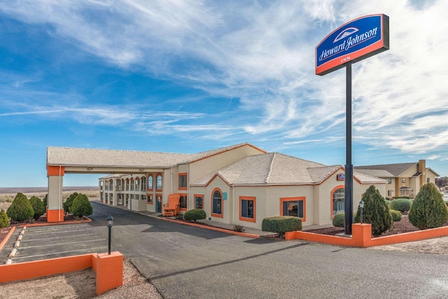 Gallery - Howard Johnson By Wyndham Holbrook