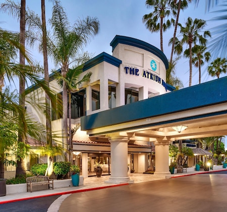 Gallery - Atrium Hotel At Orange County Airport