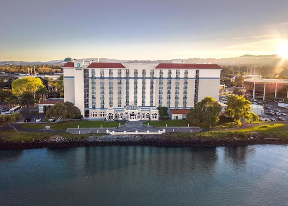 Gallery - Embassy Suites by Hilton San Francisco Airport Waterfront