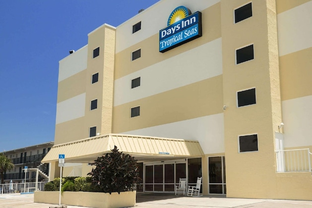 Gallery - Days Inn By Wyndham Daytona Oceanfront