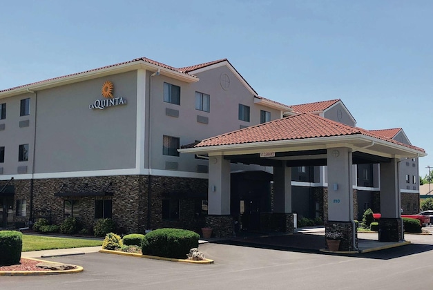 Gallery - La Quinta Inn & Suites Elizabethtown