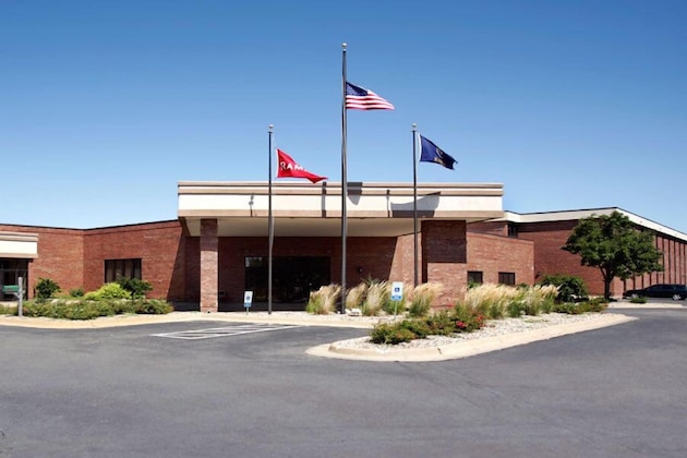 Gallery - Salina Ambassador Hotel And Conference Center