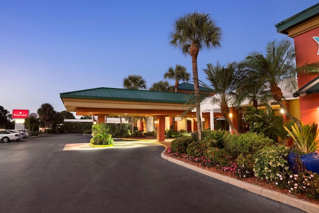 Gallery - Collins Hotel Naples