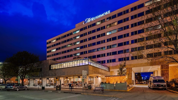 Gallery - The Rushmore Hotel & Suites, Bw Premier Collection