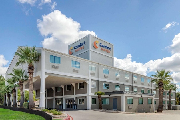 Gallery - Comfort Suites Airport North