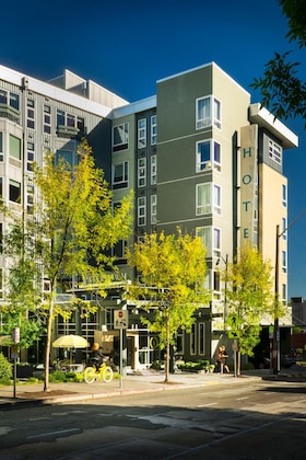 Gallery - Staypineapple, Watertown, University District Seattle