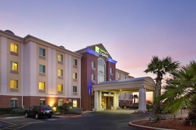 Gallery - Holiday Inn Express & Suites San Antonio-West-Seaworld Area By Ihg