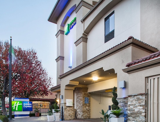 Gallery - Holiday Inn Express Redwood City-Central By Ihg