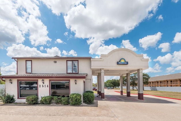 Gallery - Days Inn By Wyndham Bryan College Station