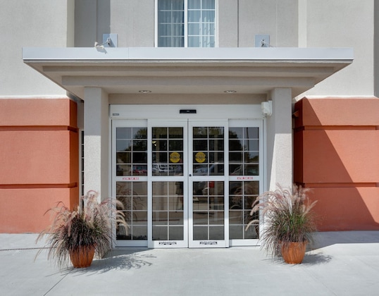 Gallery - Candlewood Suites Salina By Ihg