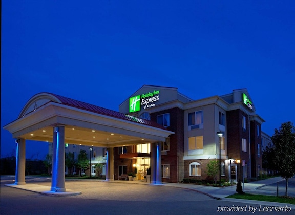 Gallery - Holiday Inn Express & Suites Detroit - Farmington Hills By Ihg