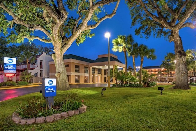 Gallery - Best Western Oak Manor