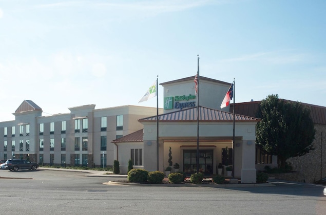 Gallery - Holiday Inn Express Hickory-Hickory Mart By Ihg