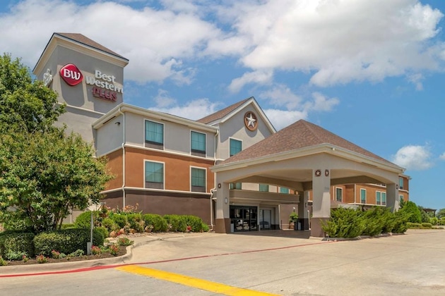 Gallery - Best Western Plus Denton Inn & Suites