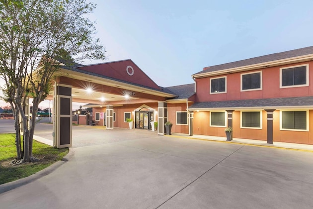 Gallery - Best Western Plus Edinburg Inn & Suites
