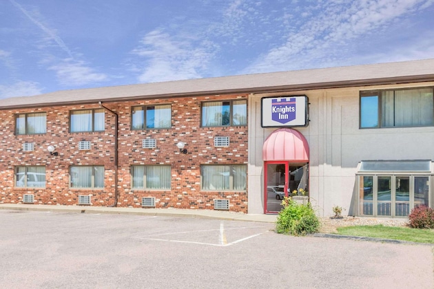 Gallery - Knights Inn & Suites South Sioux City