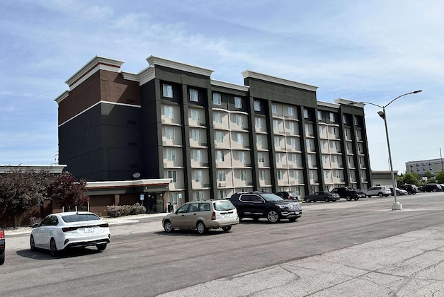Gallery - La Quinta Inn & Suites By Wyndham Indianapolis South