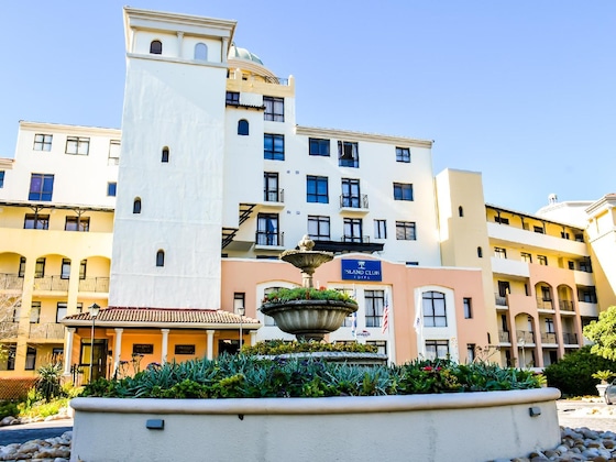 Gallery - Island Club Hotel & Apartments