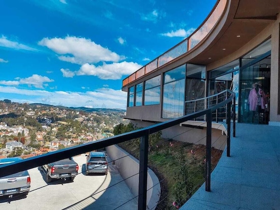 Gallery - Chris Park Hotel