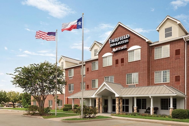 Gallery - Fairfield Inn & Suites Houston The Woodlands