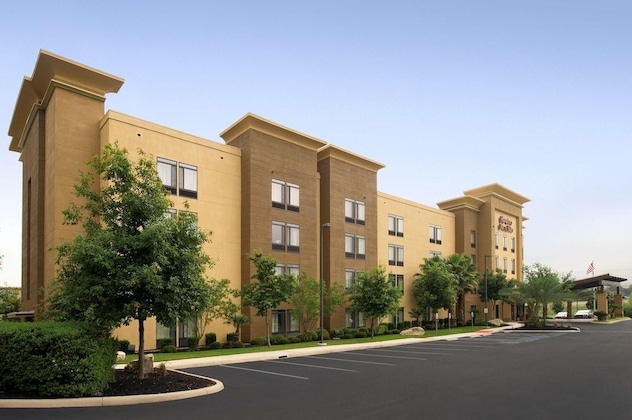 Gallery - Hampton Inn & Suites San Antonio Northwest Medical Center