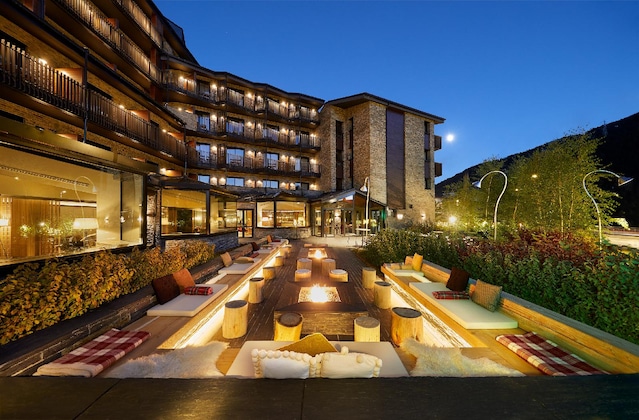Gallery - Park Piolets Mountain Hotel & Spa