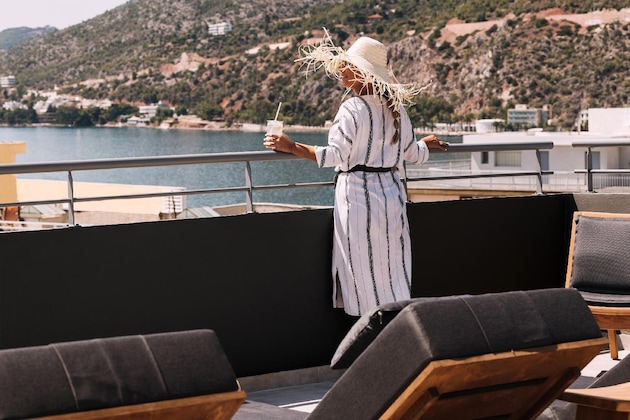 Gallery - Dave By The Beach Loutraki