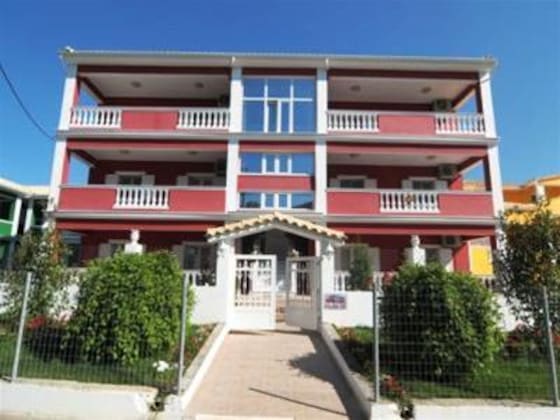 Gallery - Timothy Apartments