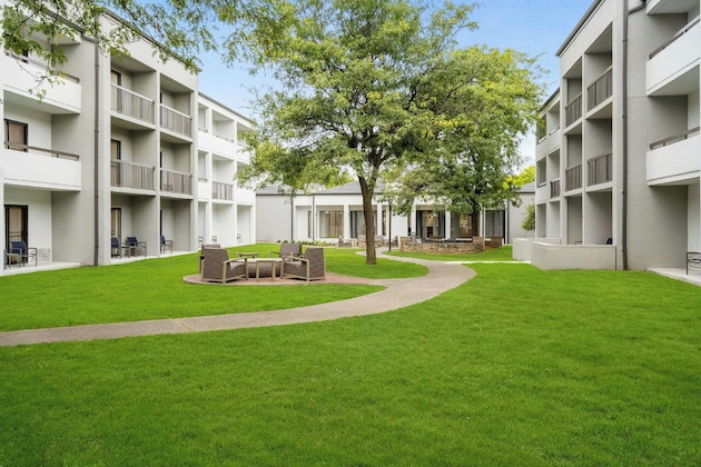 Gallery - Courtyard By Marriott Detroit Metropolitan Airport Romulus