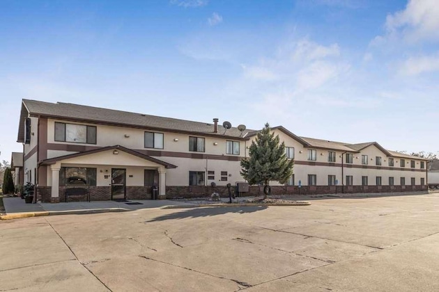 Gallery - Super 8 By Wyndham Ankeny Des Moines Area