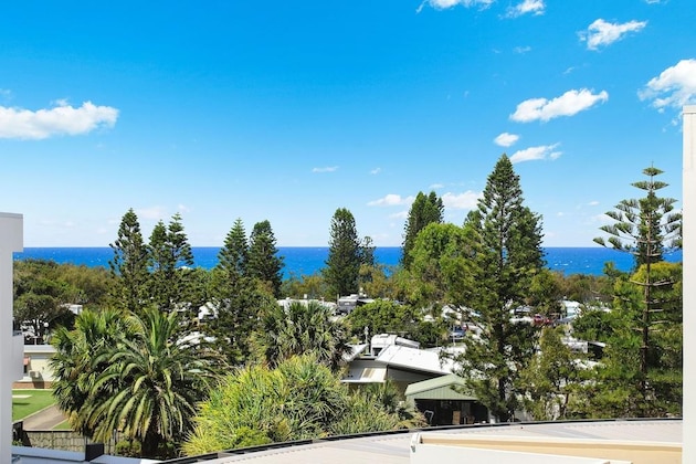 Gallery - Element On Coolum Beach