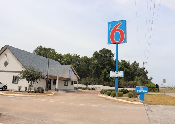 Gallery - Motel 6 Alvin, Tx