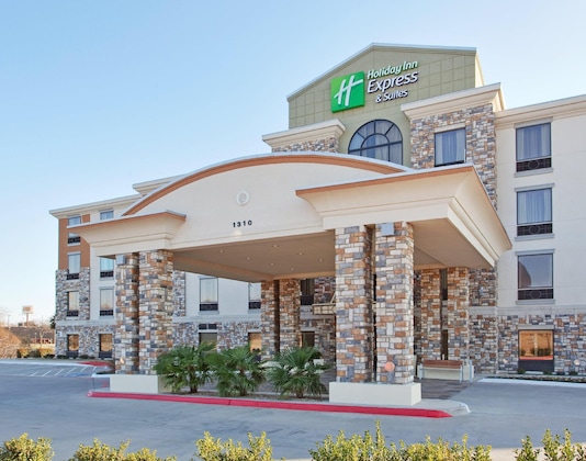 Gallery - Holiday Inn Express Hotel & Suites Dallas South - Desoto By Ihg