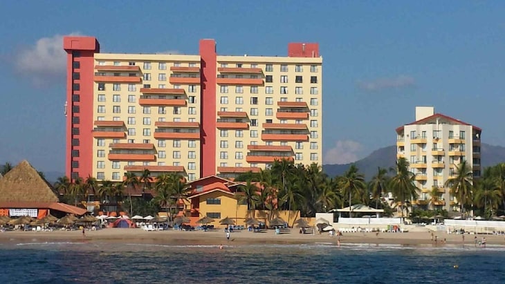 Gallery - Holiday Inn Resort Ixtapa All-Inclusive, An IHG Hotel