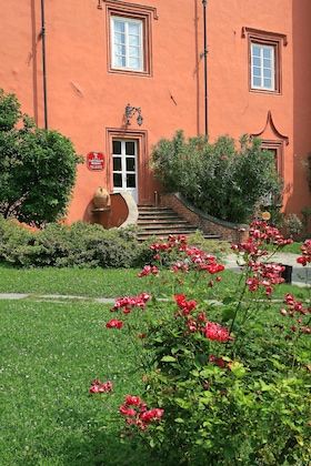 Gallery - Castello Rosso