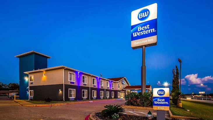 Gallery - Best Western Executive Inn