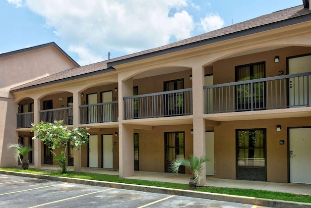 Gallery - Super 8 By Wyndham Diberville Biloxi Area