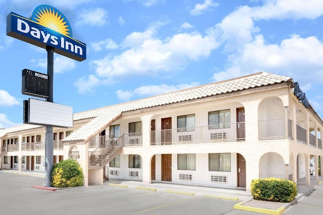 Gallery - Days Inn By Wyndham Kingman East