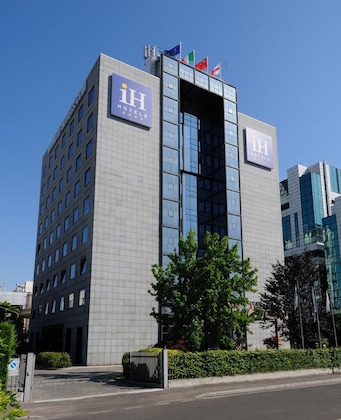 Gallery - Ih Hotels Milano Lorenteggio