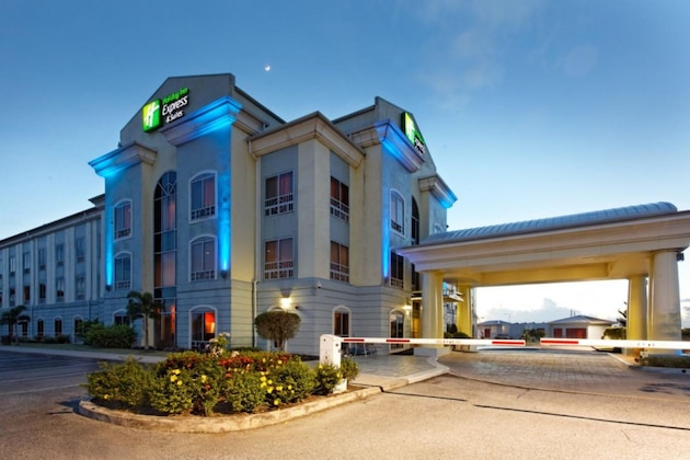 Gallery - Holiday Inn Express Hotel & Suites Trincity Trinidad Airport By Ihg