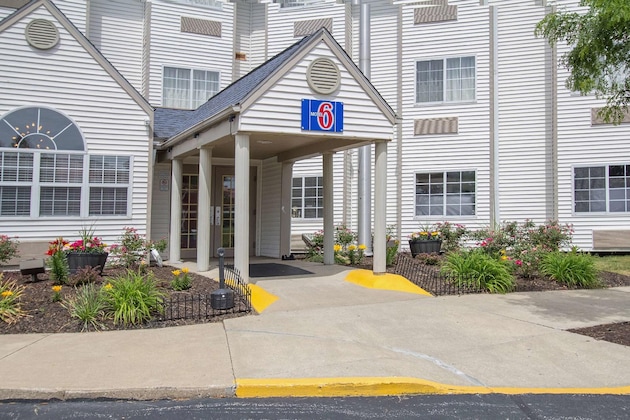 Gallery - Motel 6 Streetsboro, Oh