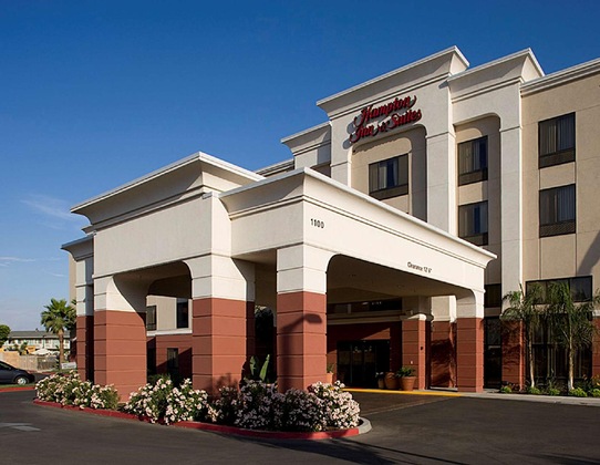 Gallery - Hampton Inn & Suites Tulare